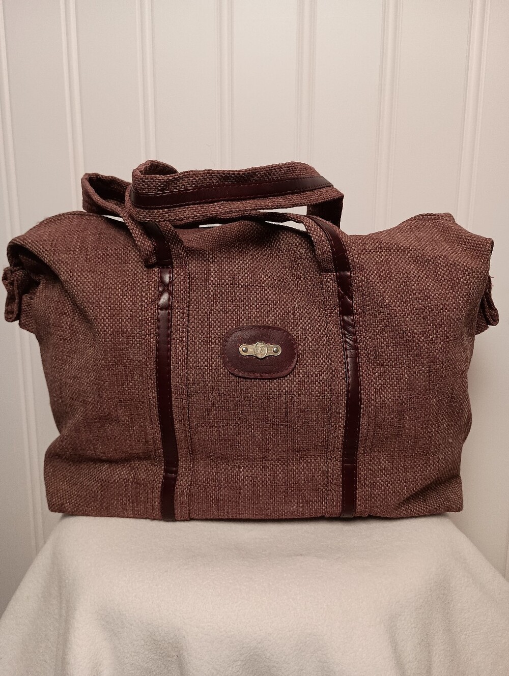 FS Vintage- Maroon Weekend Bag - Classic Travel Tote